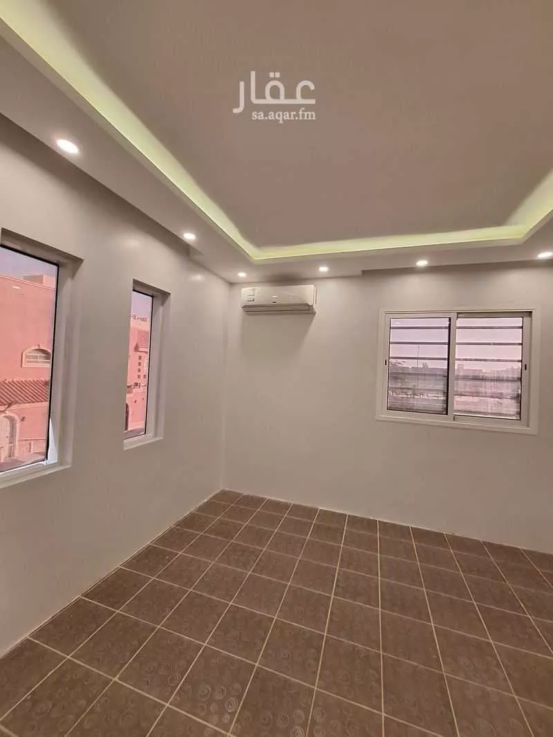 دور 3 غرف في السعادة 7