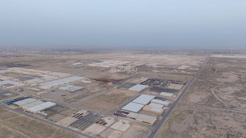 1 bedroom warehouse in Granada, Eastern Province 13
