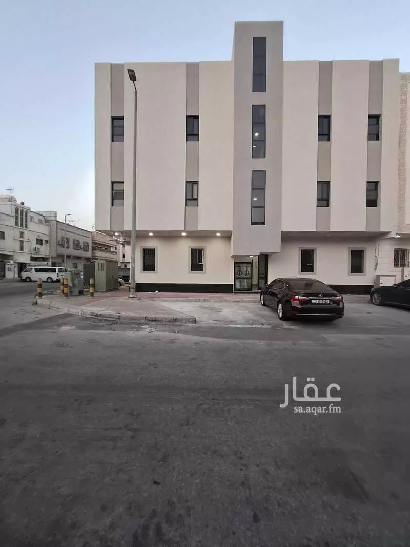 عمارة 162 م² في الثقبة 7