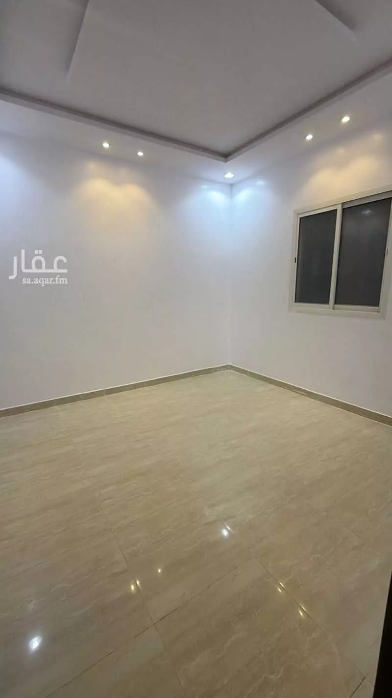 شقة 3 غرف في الرمال 11