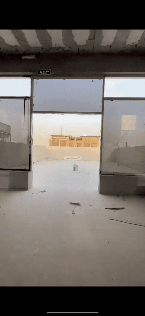 محل 2750 م² في النرجس 3