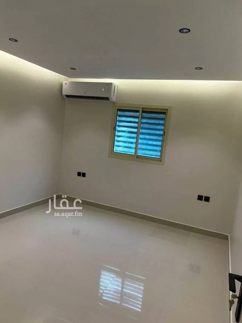 3 bedroom floor in Dhahrat Laban 2