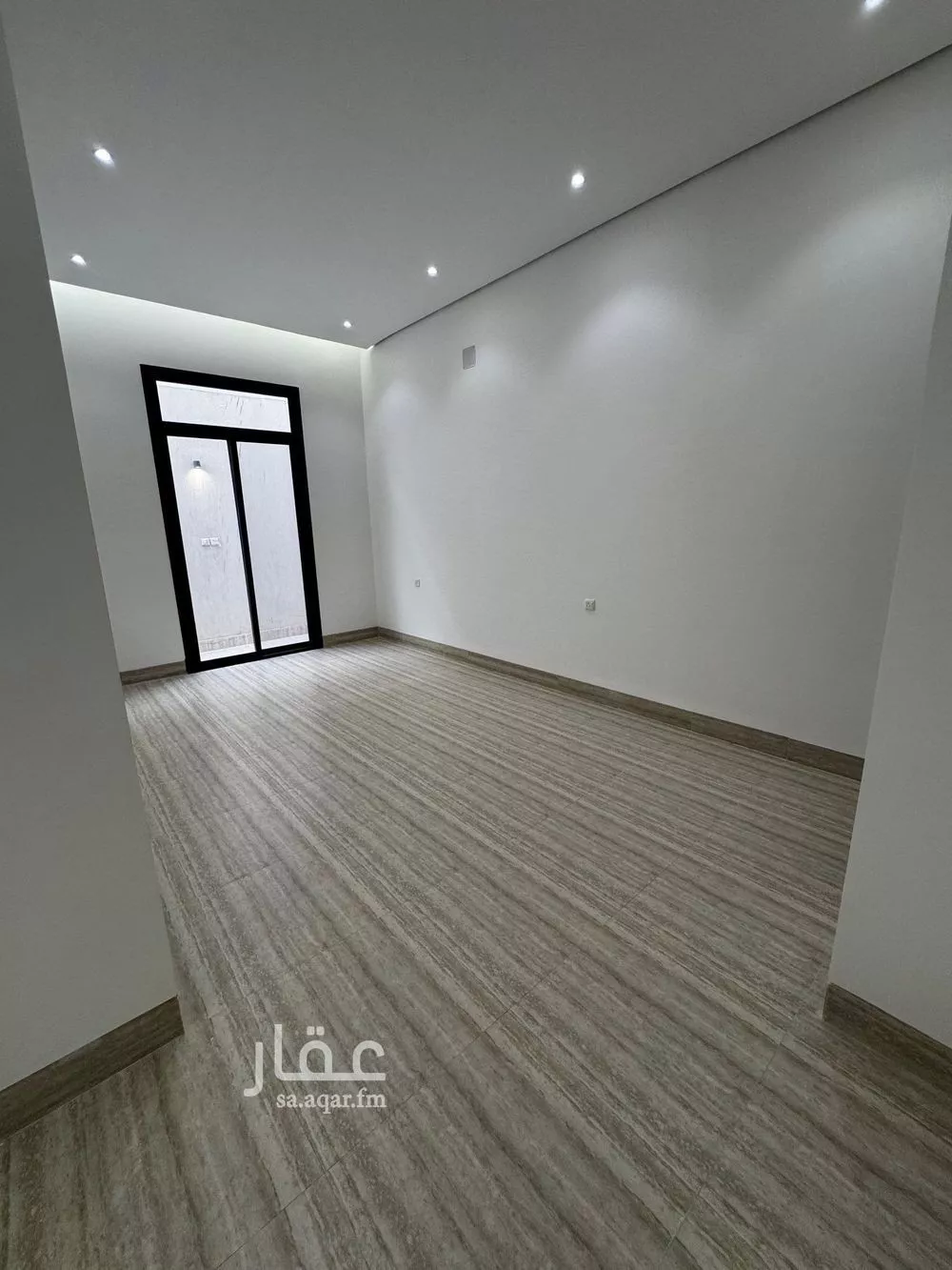 5 bedroom floor in Al Rimal 8