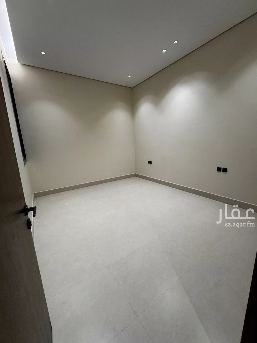 دور 5 غرف في الرمال 10