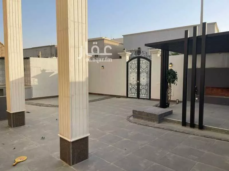 9 bedroom villa in Ash Shulah 3