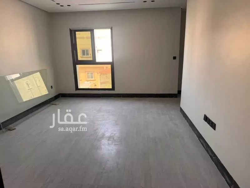 فيلا 6 غرف في طيبة 2