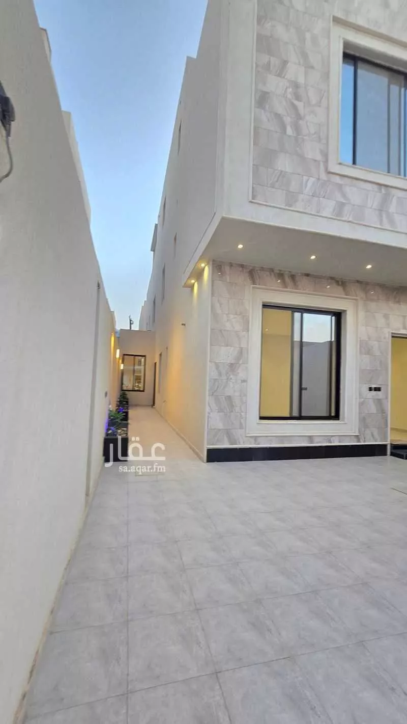 6 bedroom floor in Okaz 15
