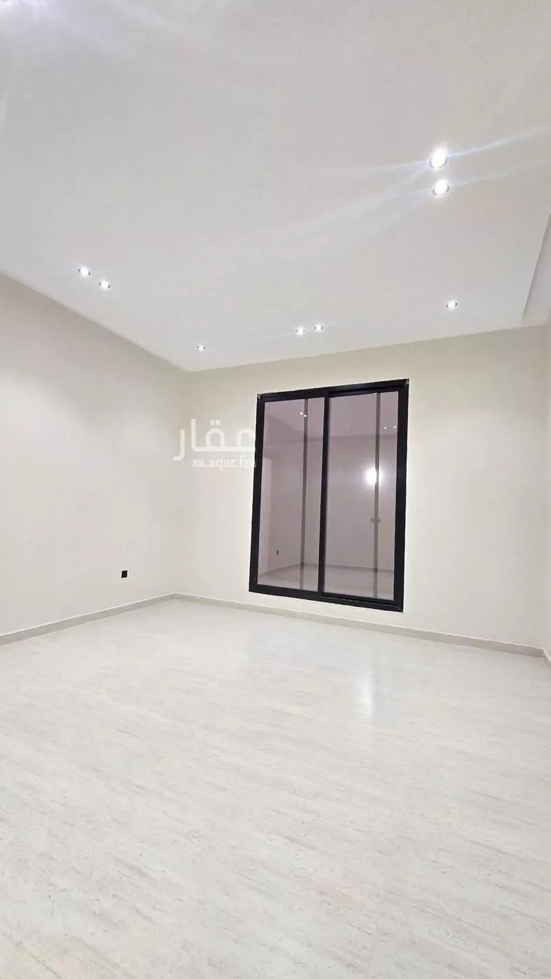 6 bedroom floor in Okaz 18