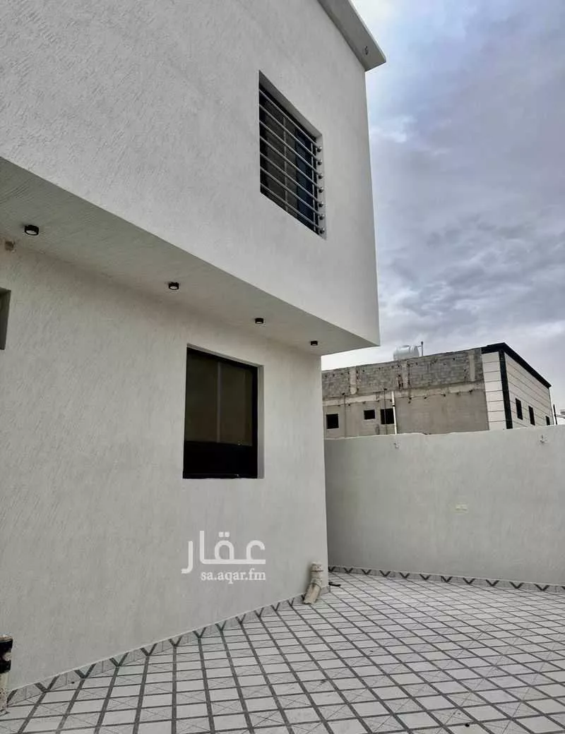 عمارة 624 م² في المطار 3