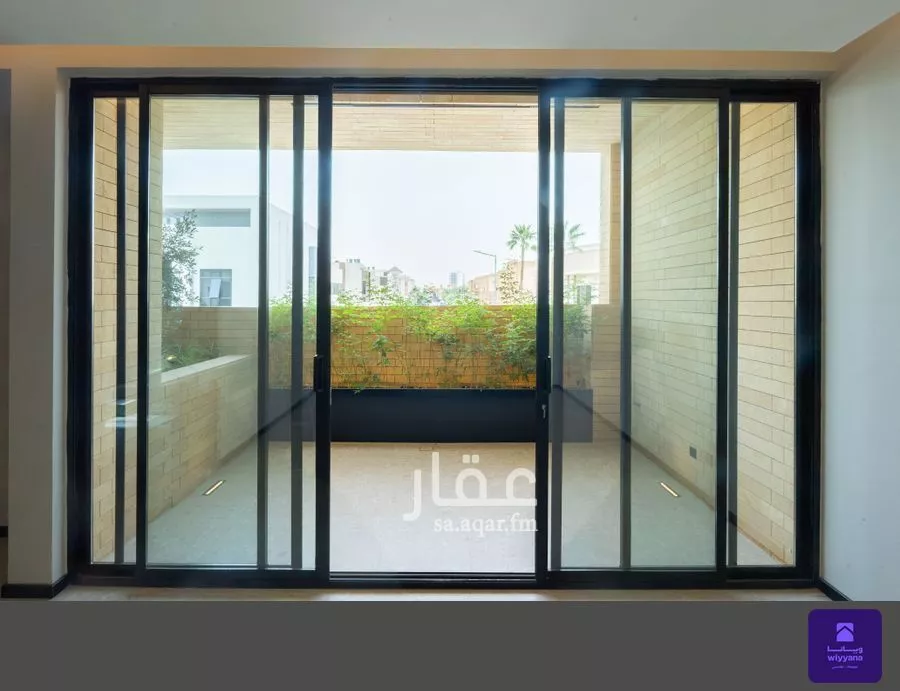 4 bedroom floor in Al Malqa 9