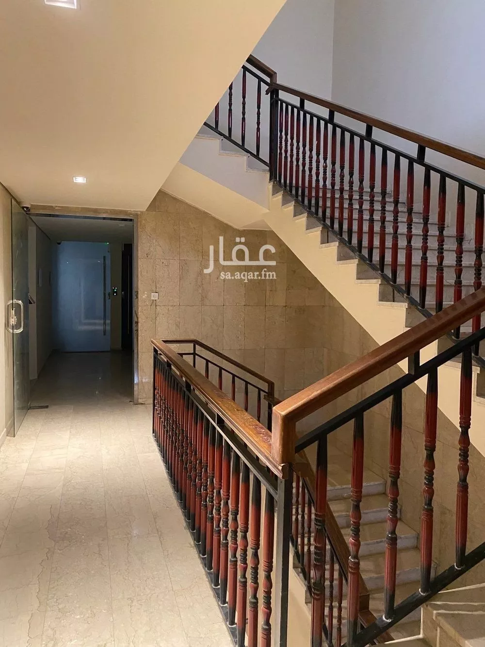 مكتب 100 م² في الورود 5
