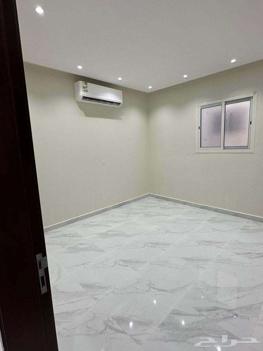 1 bedroom apartment in Al Hazm 4
