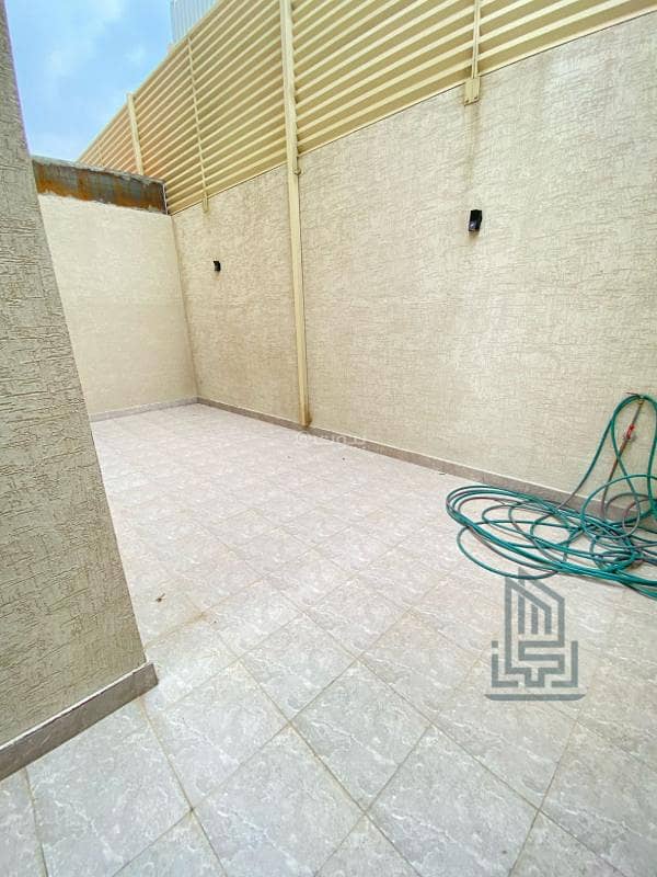 4 bedroom apartment in Al Rawabi, Riyadh 22