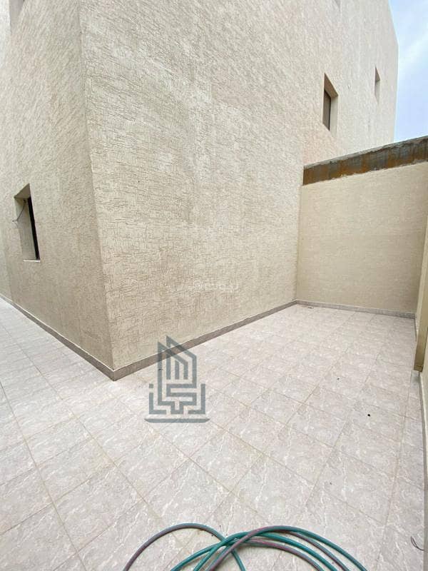 4 bedroom apartment in Al Rawabi, Riyadh 19