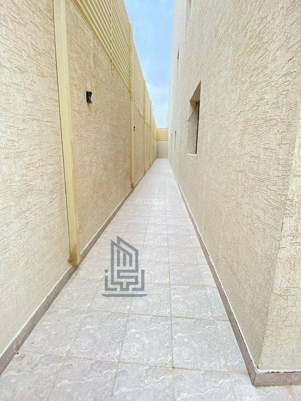 4 bedroom apartment in Al Rawabi, Riyadh 21