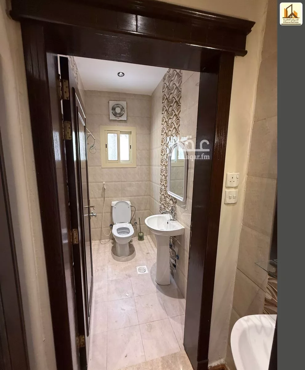 5 bedroom apartment in Al Marwa 6
