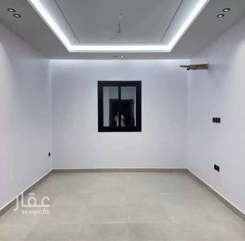 3 bedroom apartment in Al Marwa 4