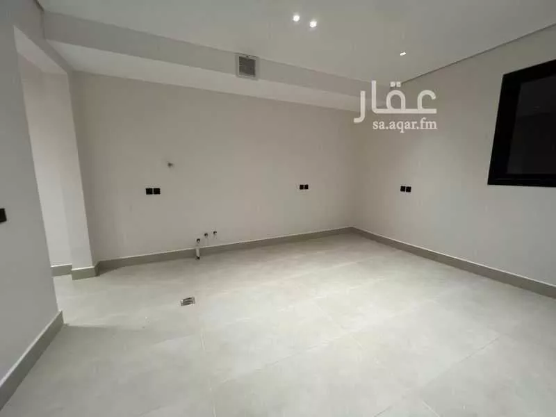 شقة 4 غرف في الرمال 8