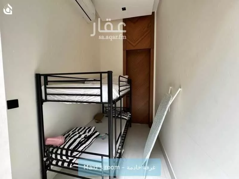 فيلا 4 غرف في النرجس 13