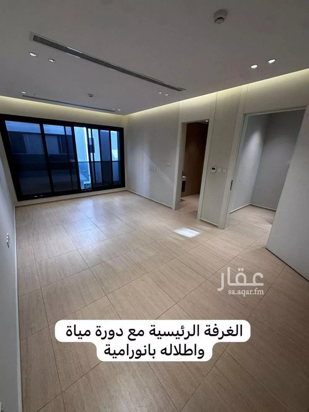 فيلا 4 غرف في العارض 8