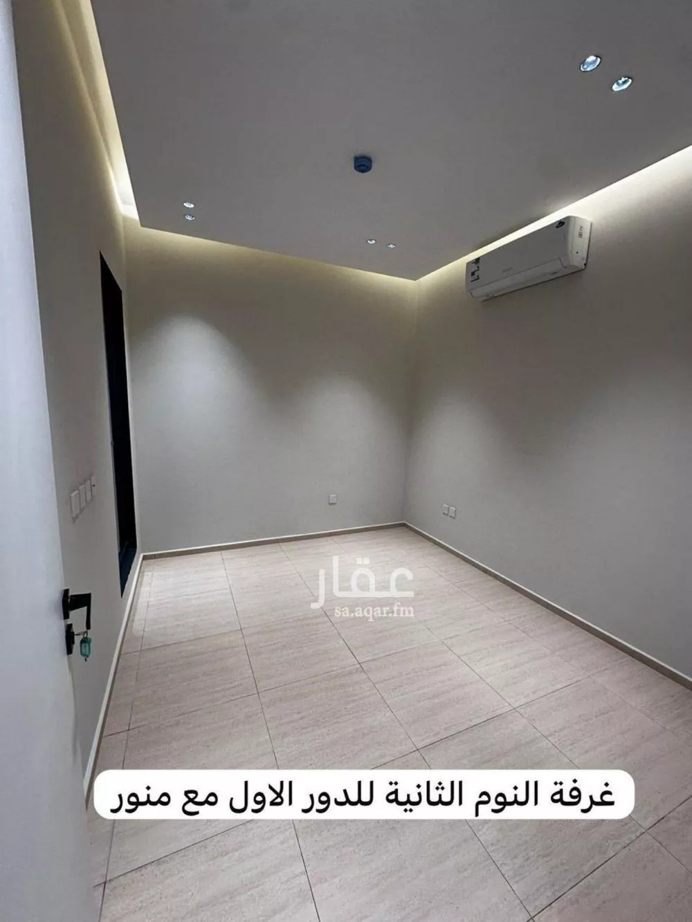 فيلا 2 غرف في العارض 5