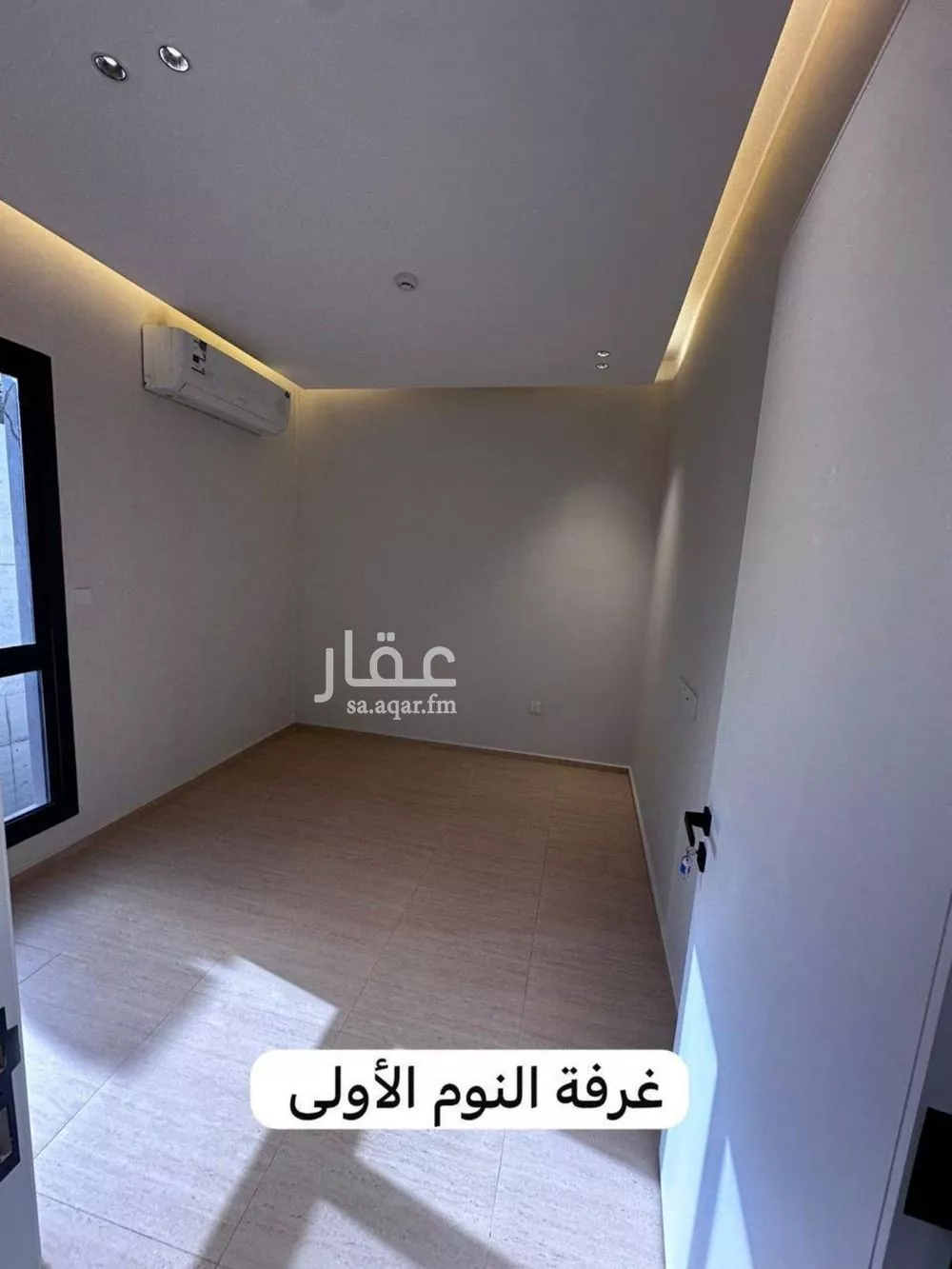 فيلا 2 غرف في العارض 10
