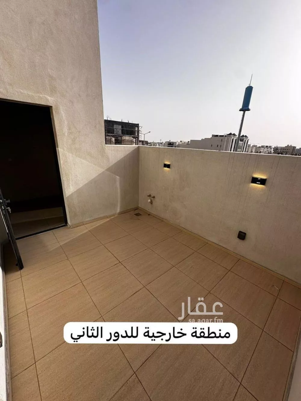 فيلا 2 غرف في العارض 4