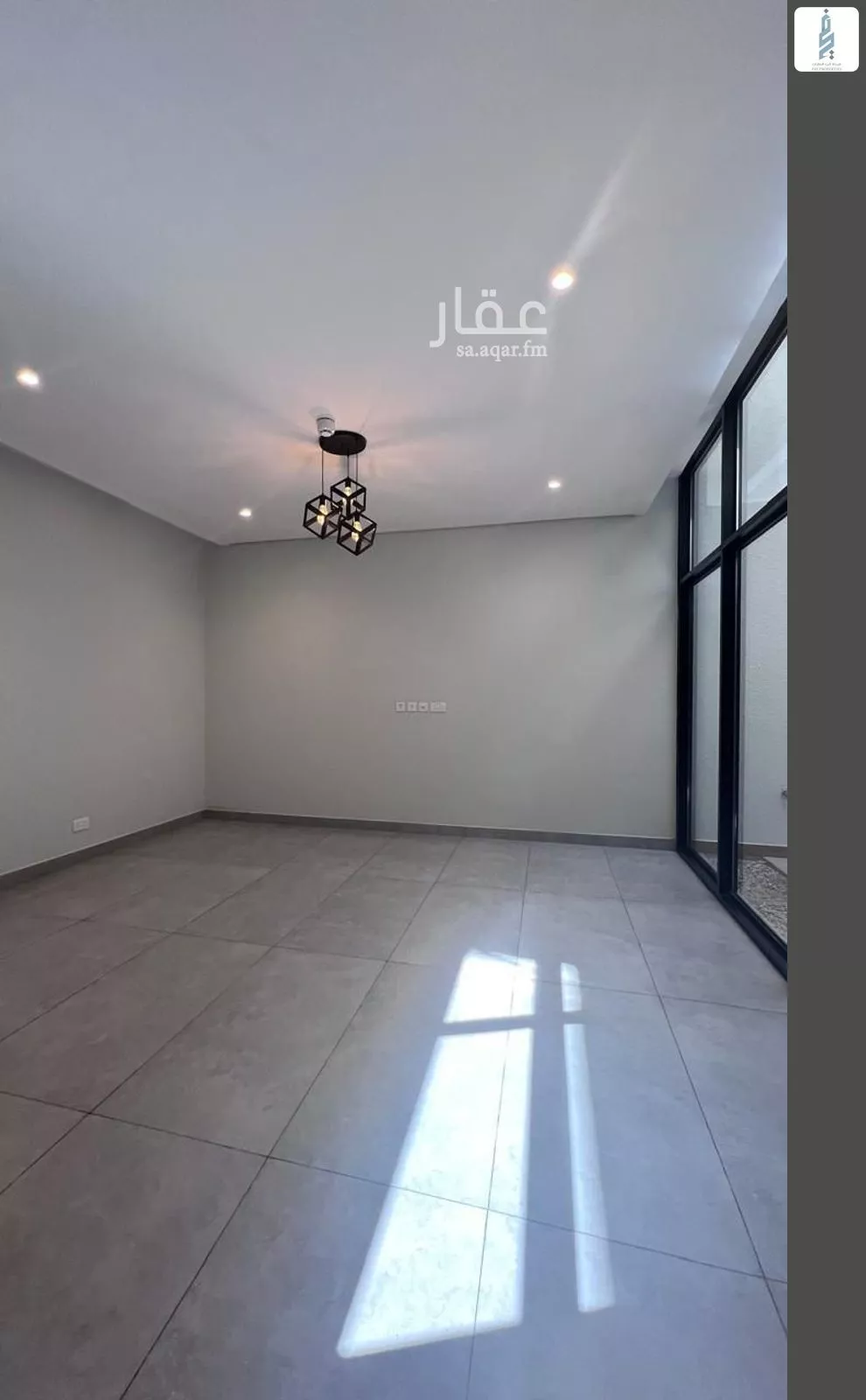 فيلا 3 غرف في المونسية 5