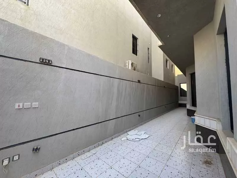 8 bedroom villa in Al Rimal 2