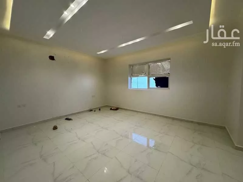 8 bedroom villa in Al Rimal 21