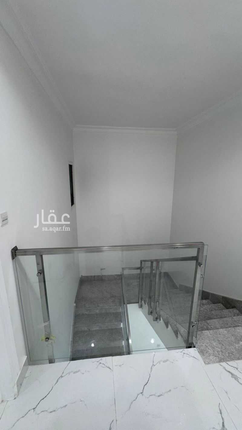 فيلا 6 غرف في الياسمين 12