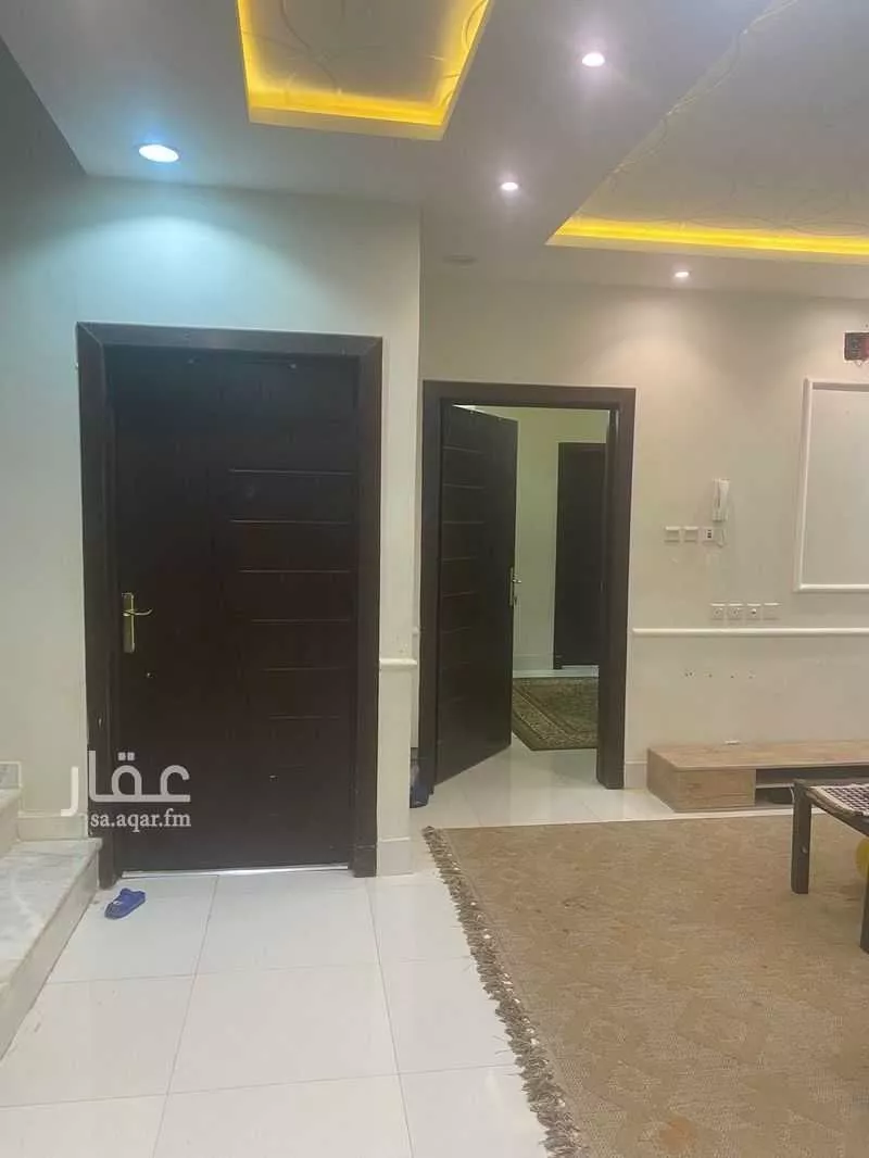 فيلا 5 غرف في ديراب 10