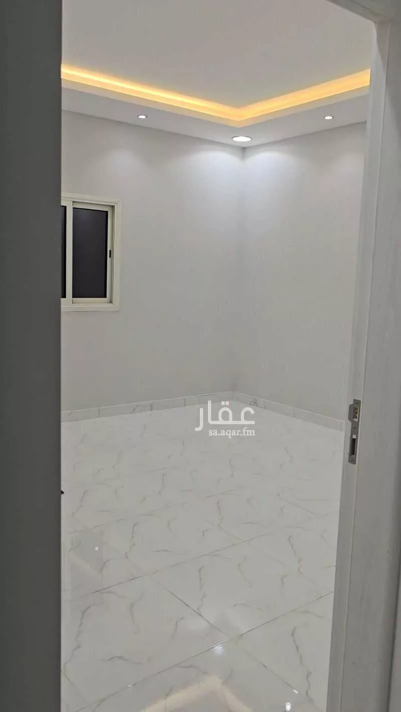 شقة 3 غرف في ضاحية الملك فهد 5