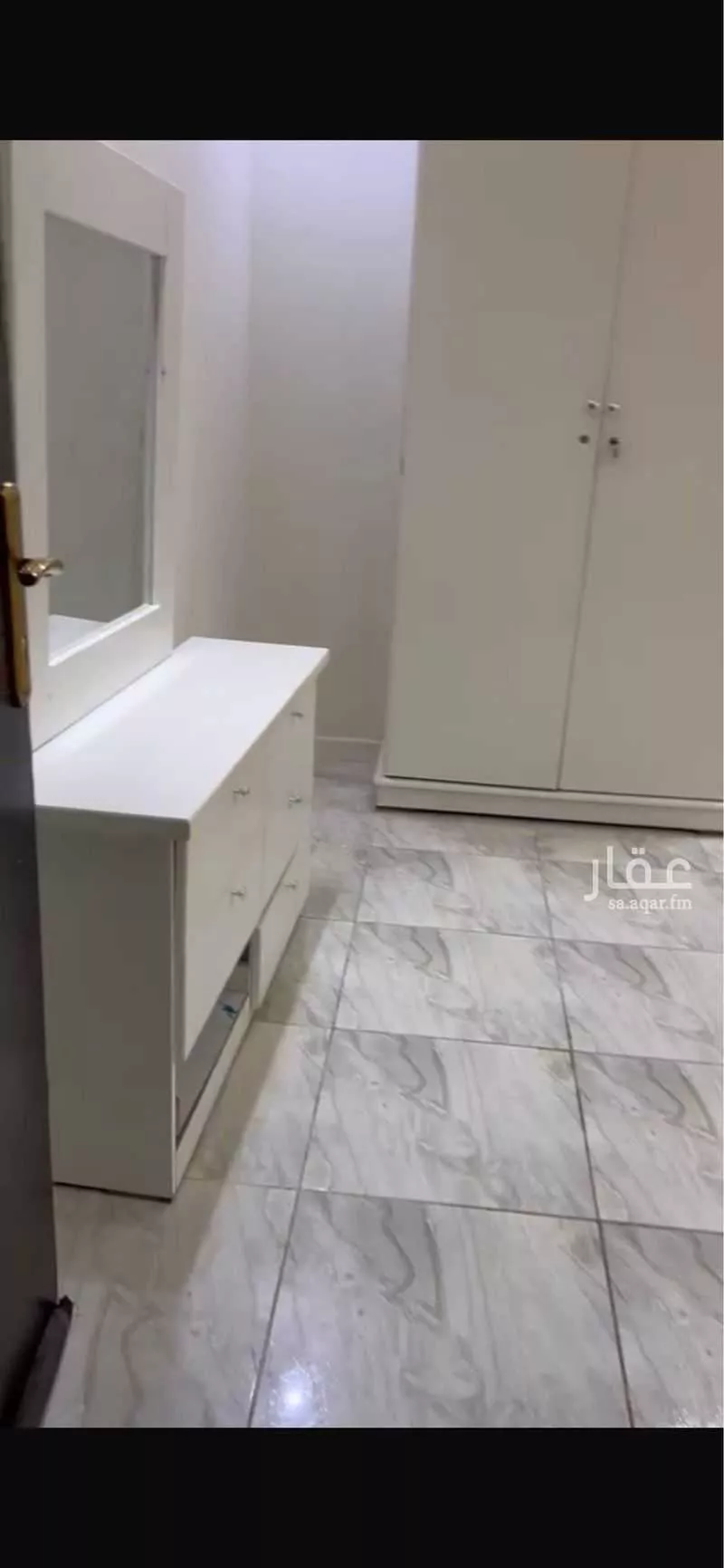 شقة 1 غرف في الرمال 4