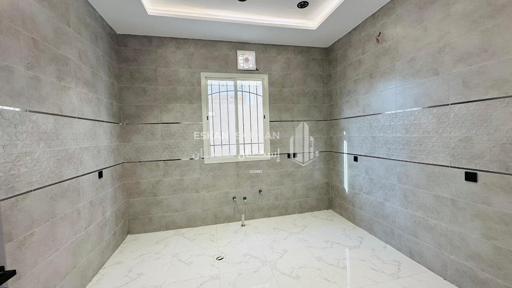 9 bedroom villa in Al Rahmaniyyah, Jeddah 4