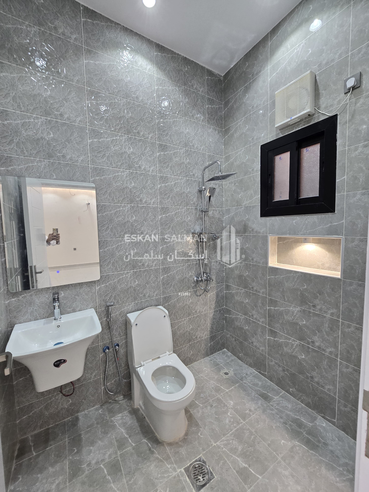 9 bedroom villa in Al Rahmaniyyah, Jeddah 5