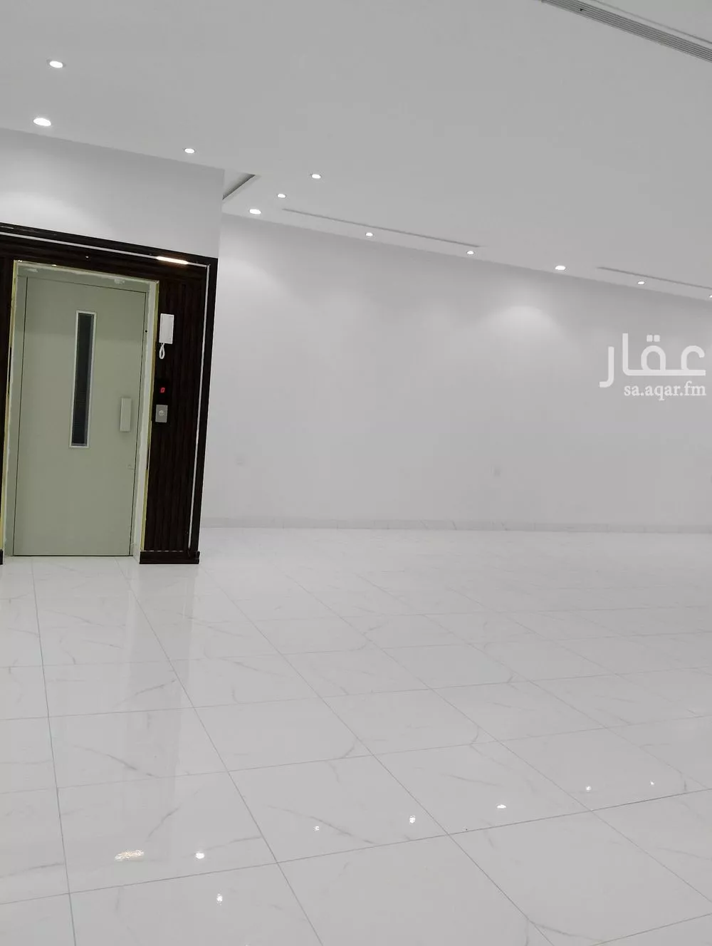 فيلا 7 غرف في الشراع 9