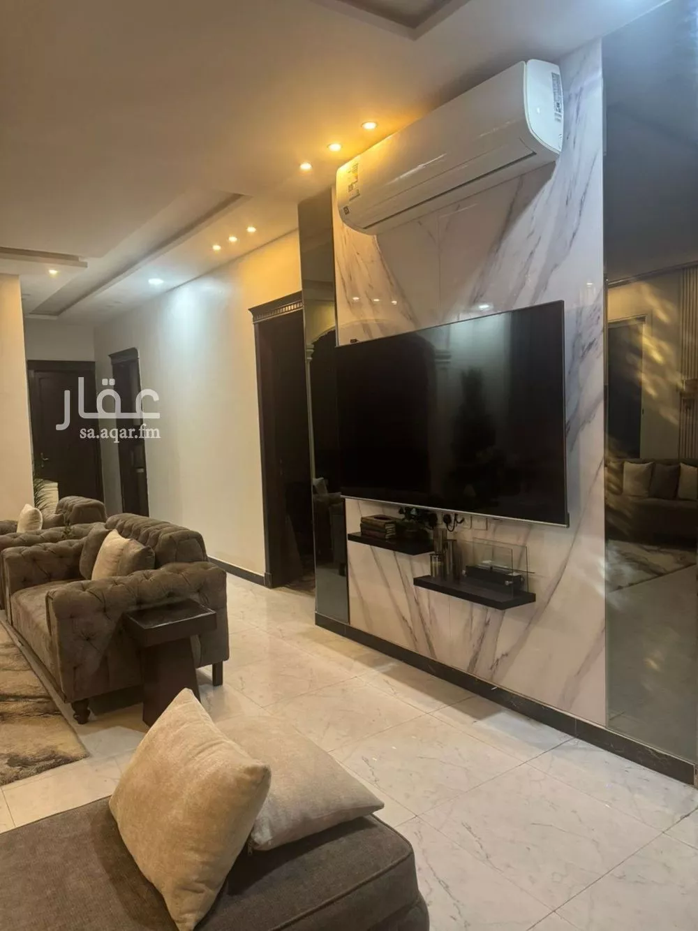فيلا 7 غرف في عكاظ 4