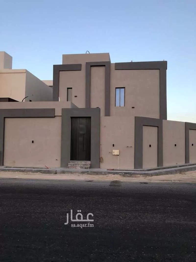 فيلا 5 غرف في الأمواج 2