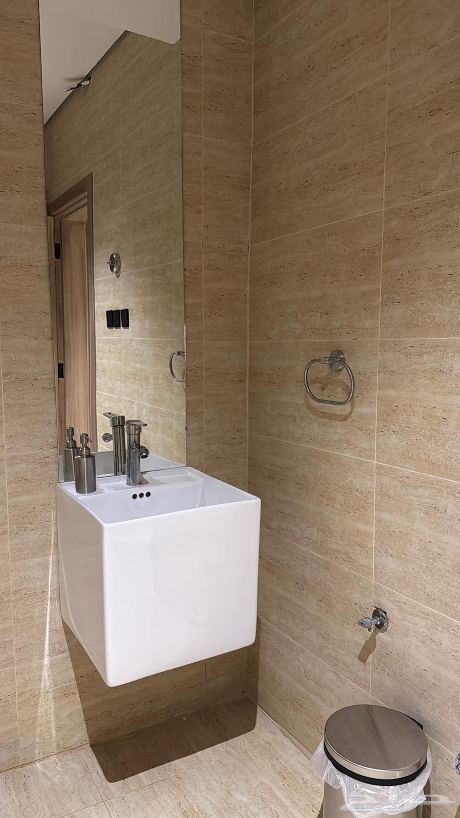 2 bedroom apartment in Al Aziziyah 11