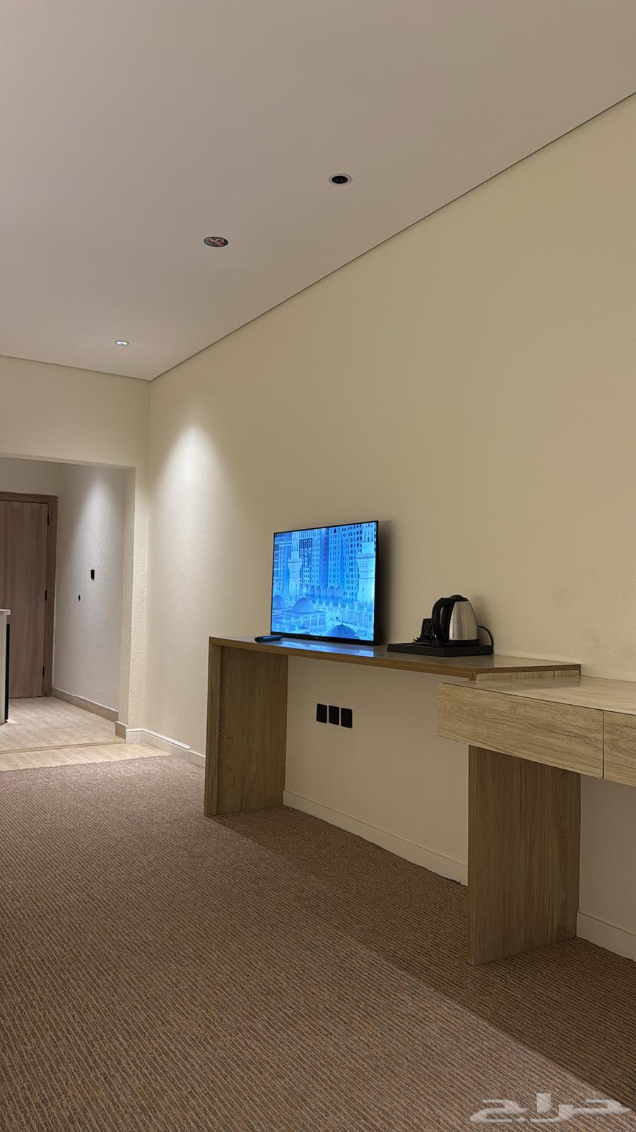 2 bedroom apartment in Al Aziziyah 9