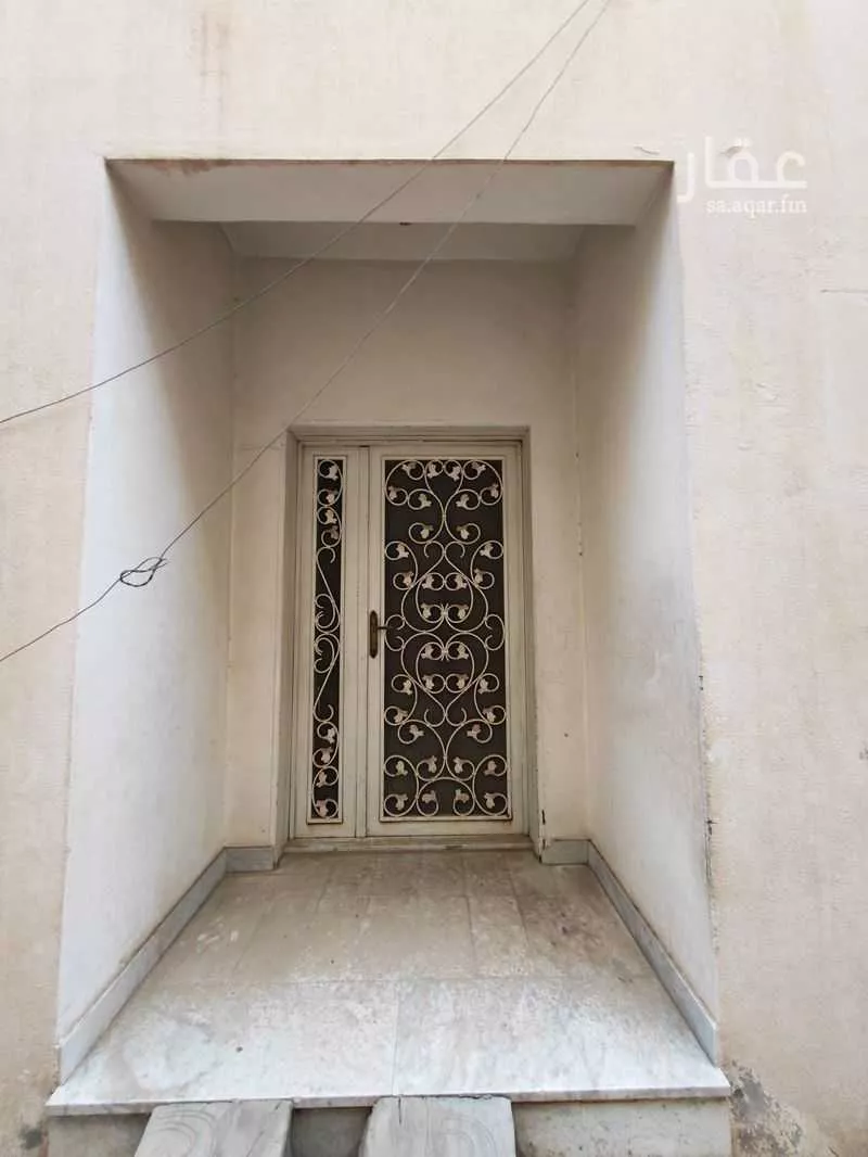 9 bedroom villa in At Taawon 5