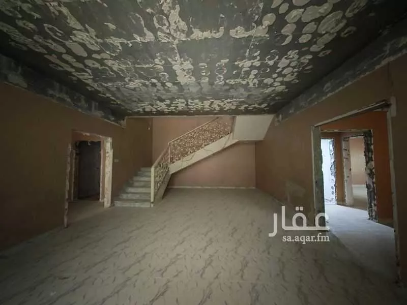 9 bedroom villa in At Taawon 18