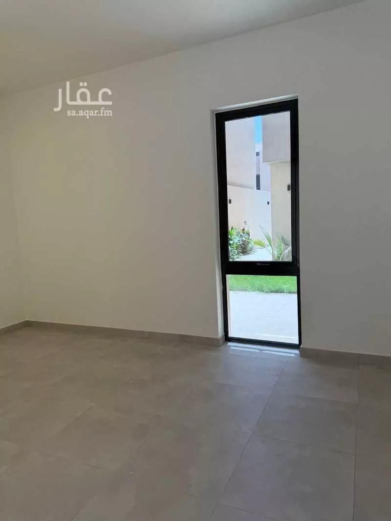 فيلا 4 غرف في النرجس 5