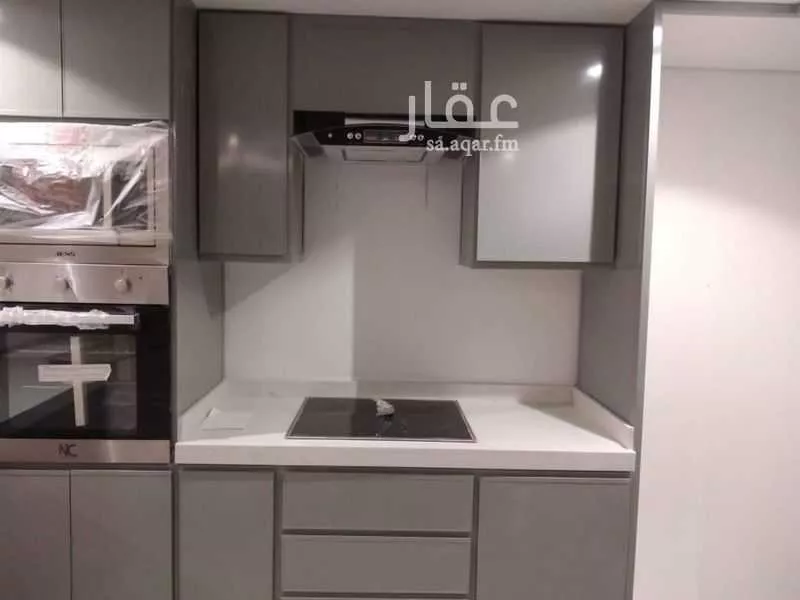 شقة 2 غرف في الملقا 5