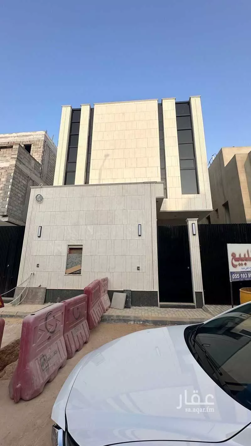 فيلا 4 غرف في الرمال 5