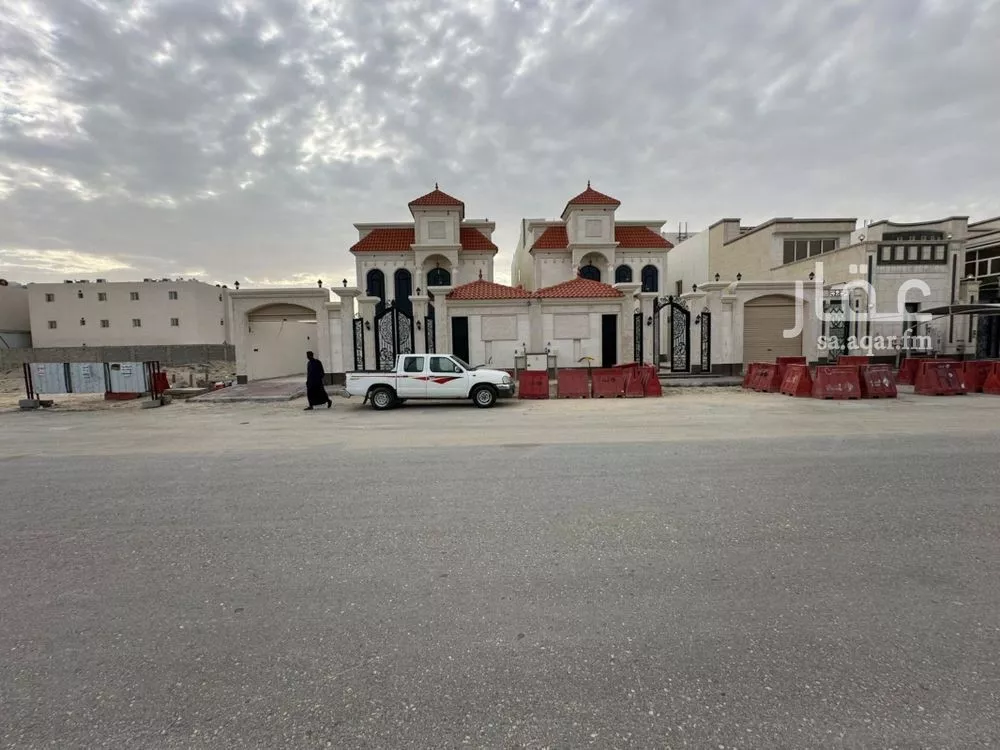 7 bedroom villa in Al Shiraa 6