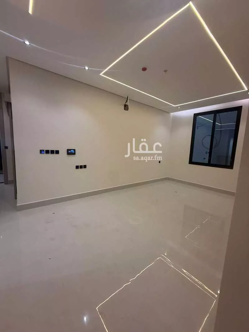 شقة 4 غرف في الحمرا 9