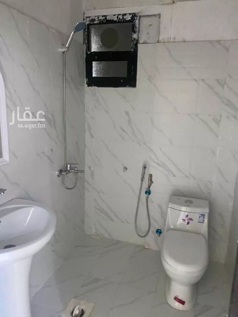 1 bedroom apartment in Al Malaz 2