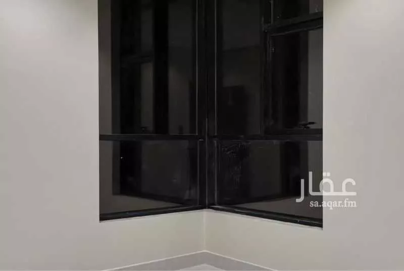 شقة 4 غرف في العزيزية 6